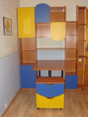 Мебель в детскую,  подростковую,  письменные столы на заказ Киев
